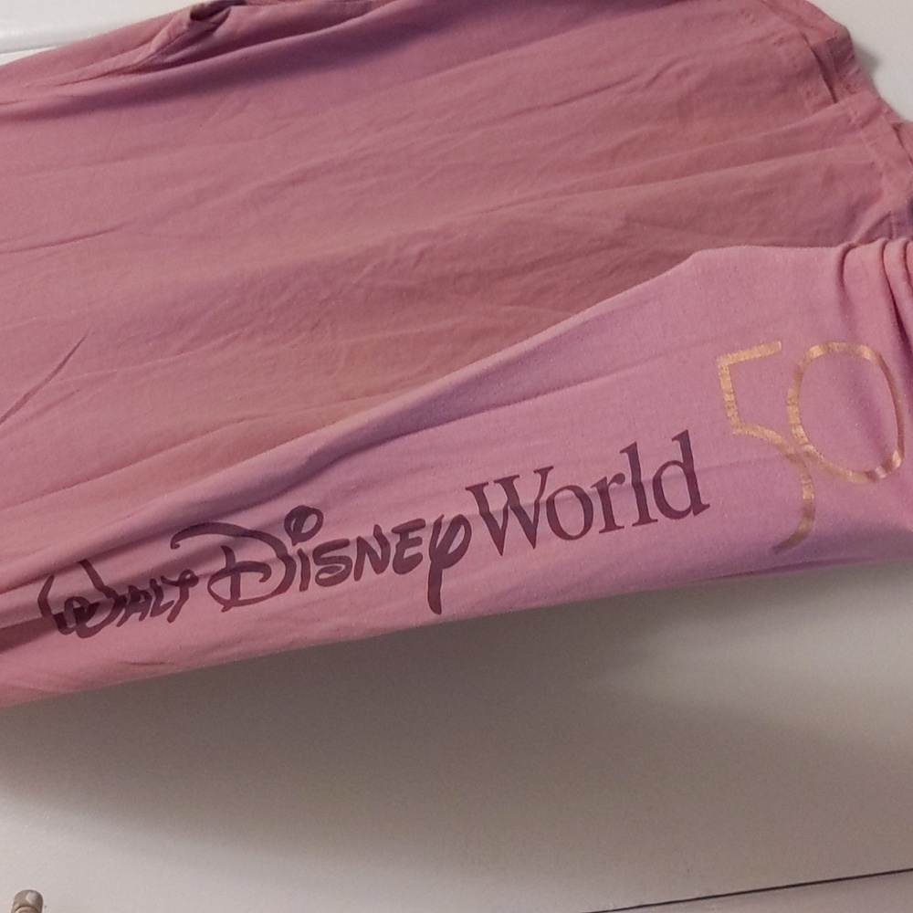 Disney World 50 Light Purple Long Sleeve Tshirt EUC in Medium - Picture 5 of 6